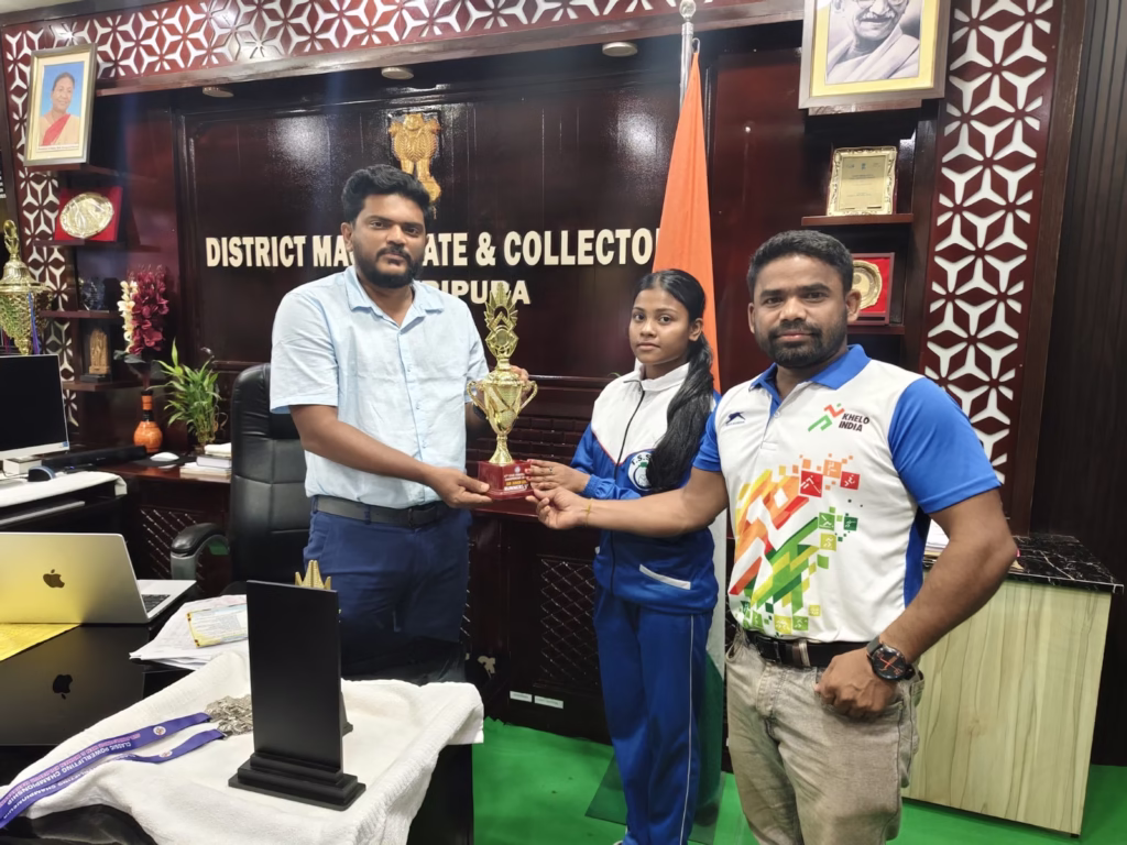 Sangita Choudhury Honoured by South Tripura DM for National Silver in Powerlifting 2 img 7629 1
