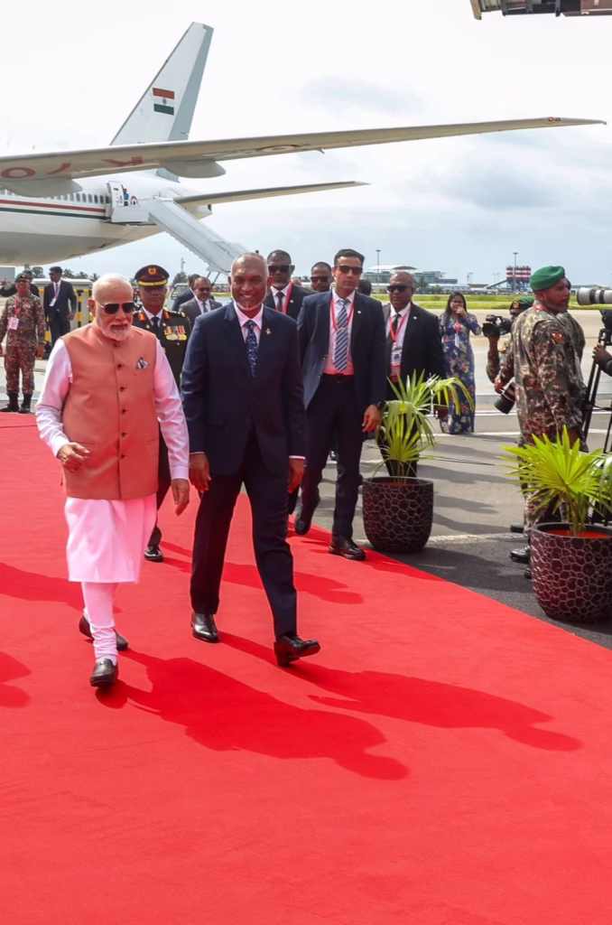 PM Modi Receives Grand Welcome in Maldives, to Attend 60th Independence Day as Guest of Honour 3 GwrlpgtXEAE6Z7w