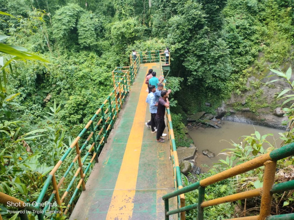 Tuisoi Waterfall