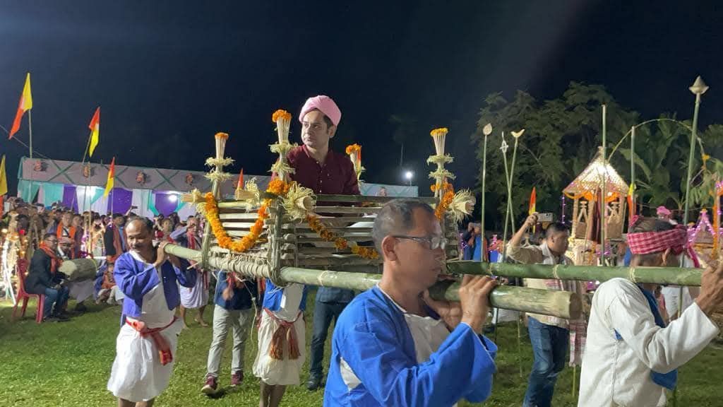 10003990043862915581372586792