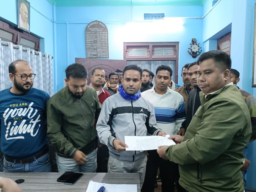 f3af6a85 5f4a 4b44 a004 4115948a9ee6