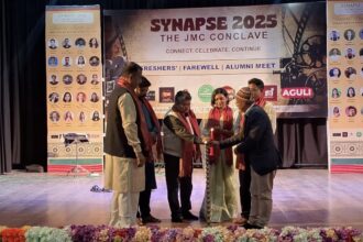 81ef63c5 7aaf 461a 8daf 87a3c6c4afff