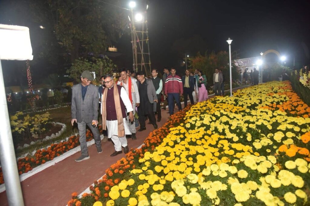 Farmers Moving Towards Self-Reliance Through Commercial Floriculture: Minister Ratan Lal Nath 2 img 4090