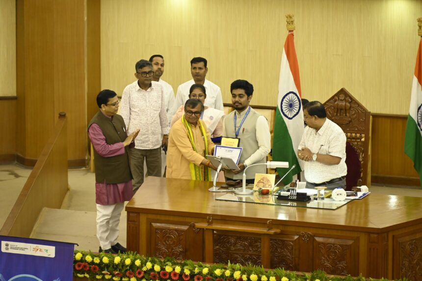 dd9f4ff7 852a 4dd1 ba4b 5f7b46c45480