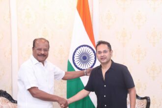 Pradyot Kishore Meets Guvorner