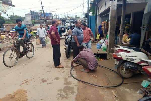 major accident narrowly avoided in kalyanpur market