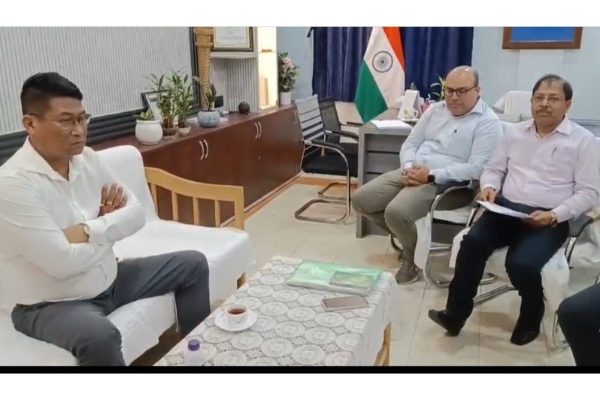 bikas holds meeting to resolve delay in gas pipeline expansion at atharamura hills