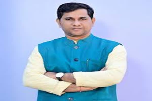 sudhangshu slams udhayanidhi stalin for eradicate sanatan dharma remark questions cm vijays silence