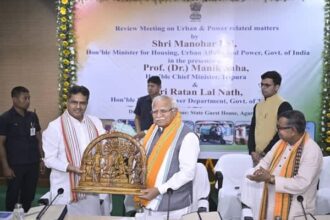 union minister manohar lal khattar reviews power sector in tripura