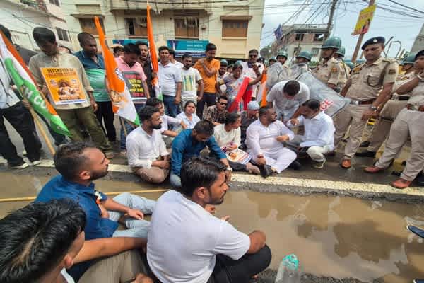 democratic voices silenced opposition slams police over brutal handling of youth congress rally