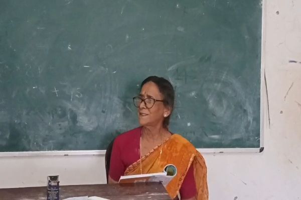 no break even after 14 years of retirement teacher continues to educate students voluntarily