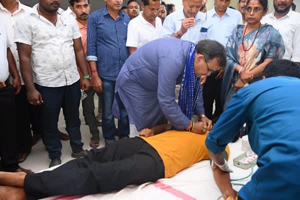 tripura finance minister highlights bmss role in worker welfare on foundation day
