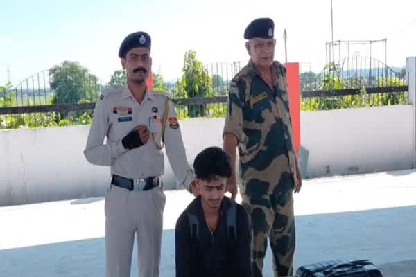 youth held with 12 kg cannabis at udaipur railway station