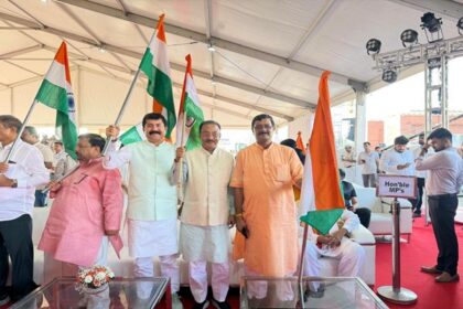 mp rajib bhattacharjee joins national har ghar tiranga rally in new delhi