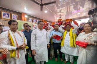 sampriti sankalp abhiyan tripura cm hands over sacred kalas to bjp district leadership