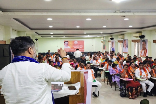 strengthen organization expand public service minister sushanta chowdhury at bjp training campaign
