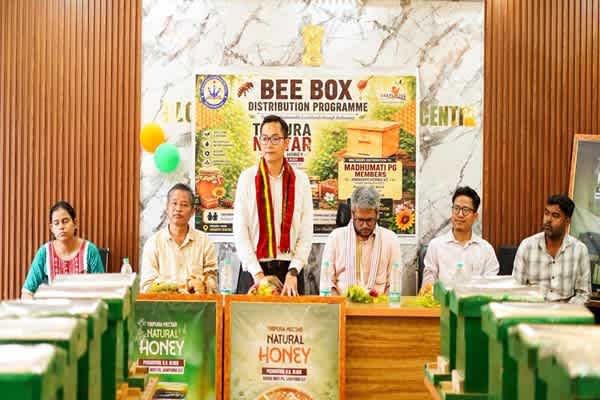 tripura nectar strengthened through bee box distribution women shgs scale up honey production