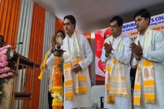 tripura cm unveils statues of vivekananda netaji at nsrcc calls blood donation a noble duty