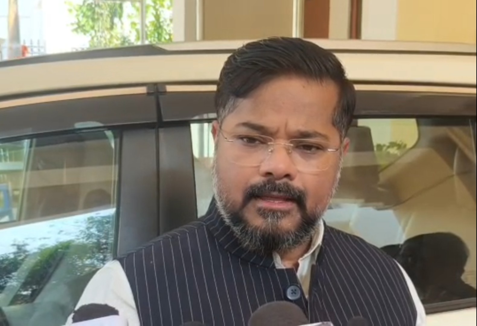 Minister Sushanta Chowdhury Accuses Opposition Of Misleading People Over Free Ration Items In Tripura - Aguli