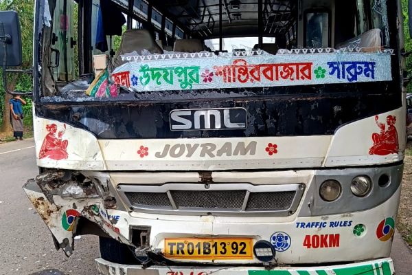 one killed in bus bike collision at betaga