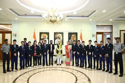 tripuras arps students meet maharashtra governor jishnu dev varma in mumbai gain cultural exposure through know your india initiative